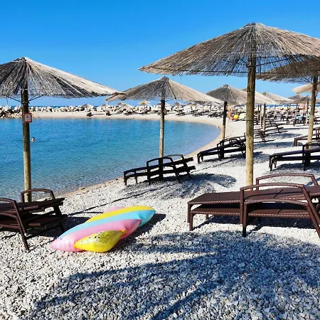 Rio B&b, 5 Stars Superior Room, Near The Sea And Park 3* Novigrad Istria