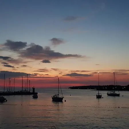 Rio B&b, 5 Stars Superior Room, Near The Sea And Park Panzió Novigrad Istria